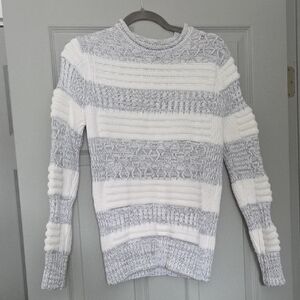 Black Men's Gray and White Crewneck Sweater